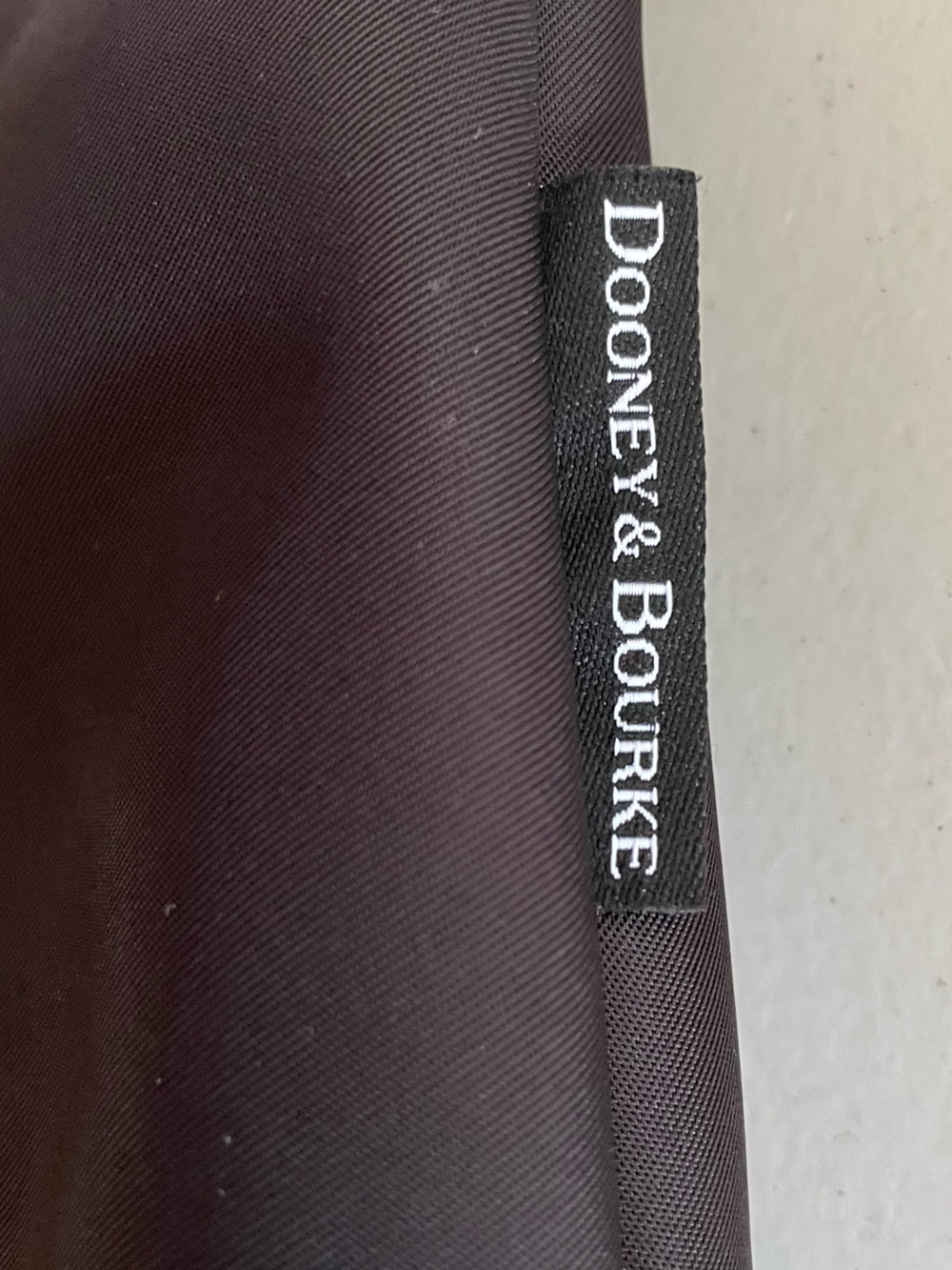 Dooney & Burke Wayfarer 9 x 11 Nylon Flapover Crossbody Bag Black Brown Trim - Picture 8 of 14